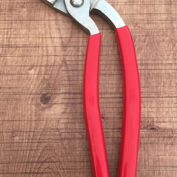 Pliers