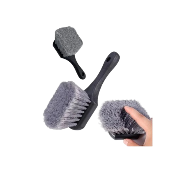 Detaylı Lastik Temizleme Fırçası Ergonomik Saplı